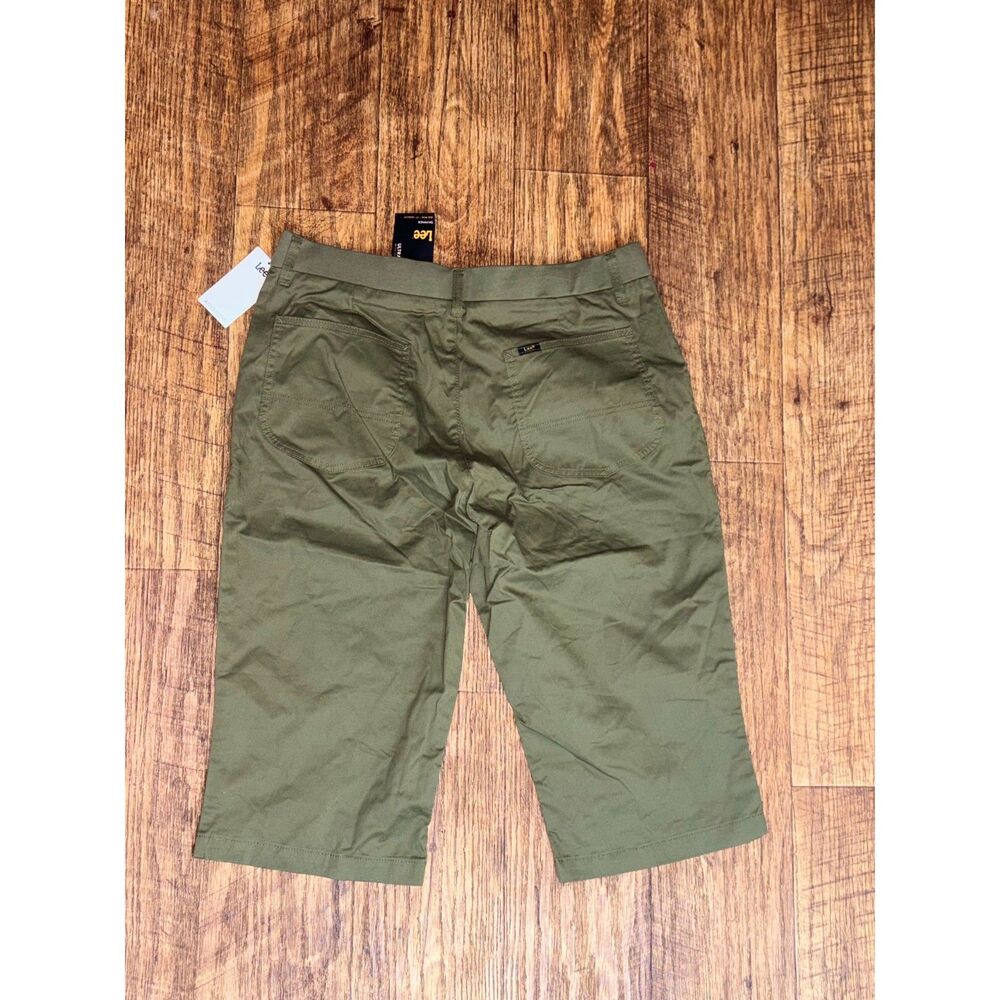 Lee Skimmer Mid Rise Olive Night Flex-To-Go Shorts Women's 16 - Picture 4 of 7